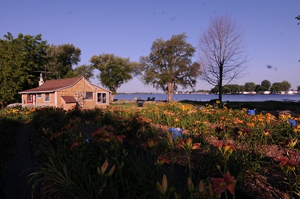 Lake Ontario, cottage on Sandy Pond